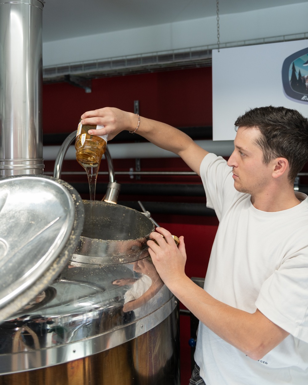 aggiunta miele al macchinario